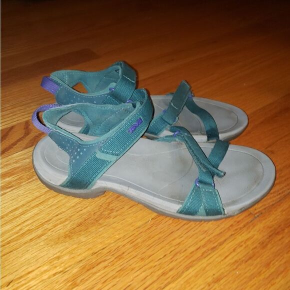 Teva Green Slingback Sandals - Picture 1 of 7